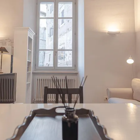 Center - Casa Del Morlacchi * بيرودجا